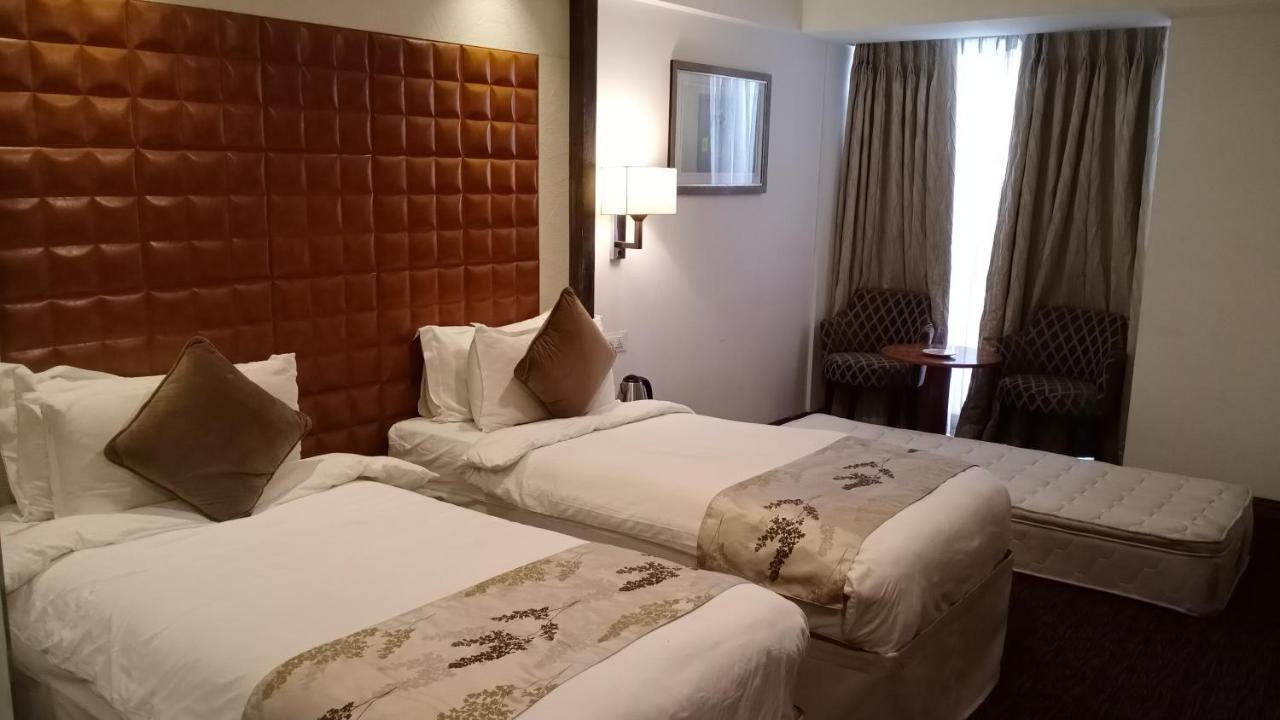 รีเจนตา เซ็นทรัล โฮเต็ล แอนด์ คอนเวนชั่น เซ็นเตอร์ นาคปุระ Hotel ภายนอก รูปภาพ